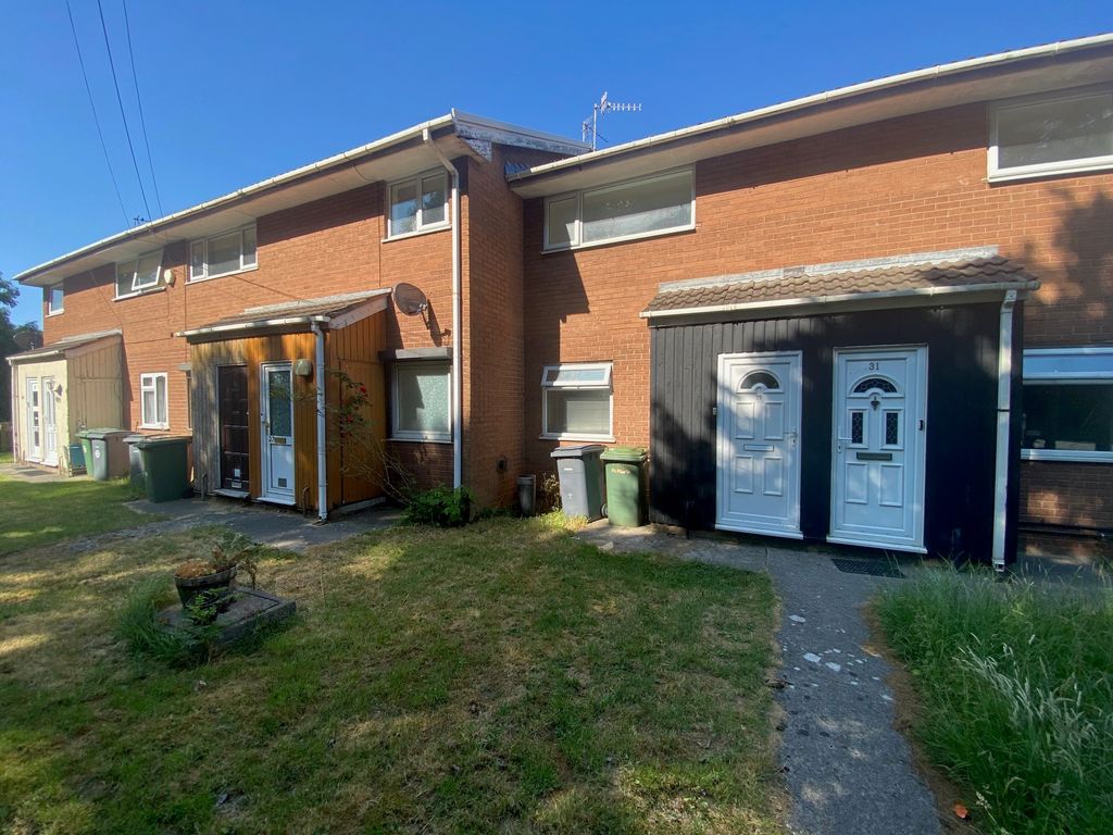 Property photo 1 of 2