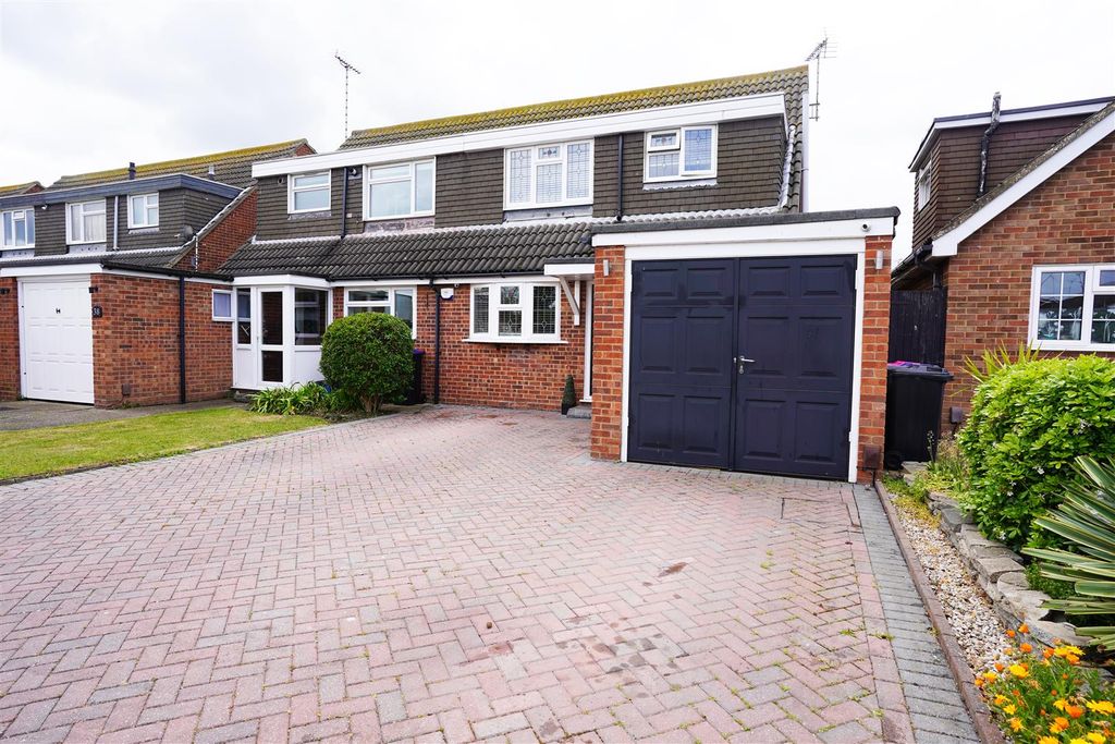 Property photo 1 of 15 Dsc00622.Png