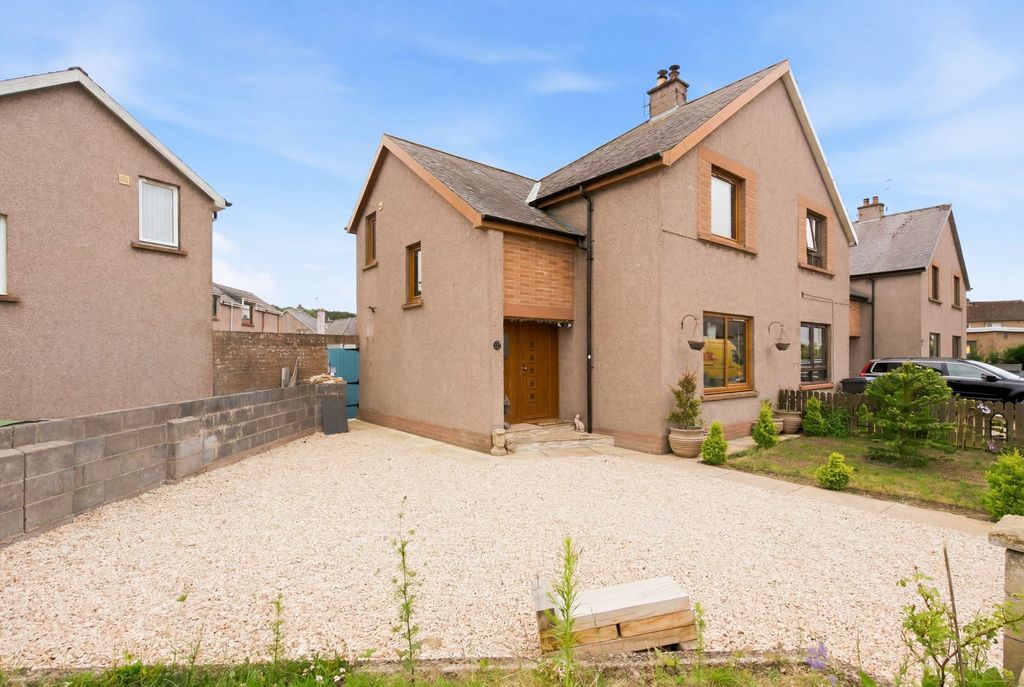 Property photo 1 of 34