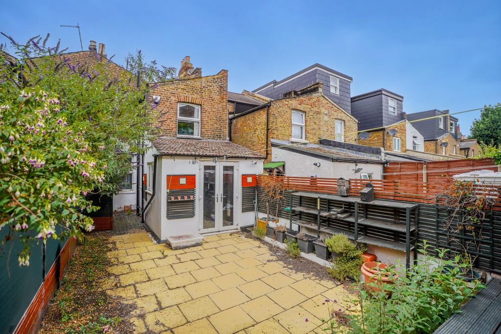 Property photo 3 of 15 Dsc06022-Hdr.Jpg
