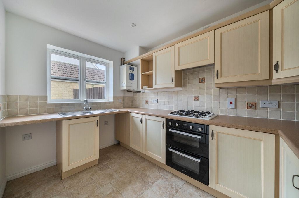 Property photo 3 of 16 Picture No. 06