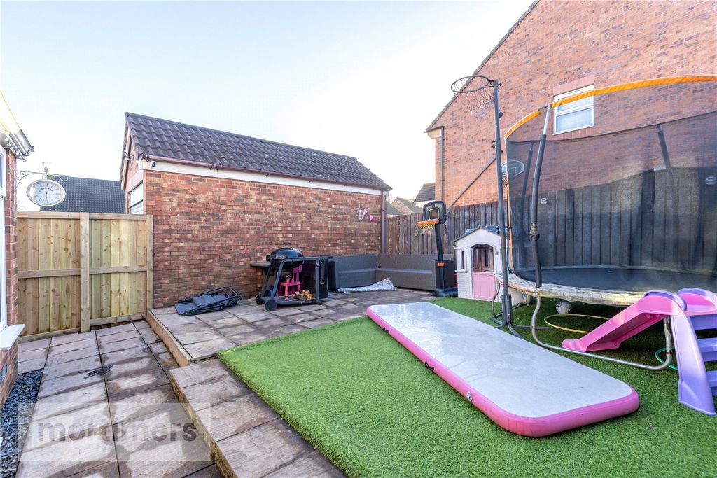 Property photo 3 of 21 Rear Garden