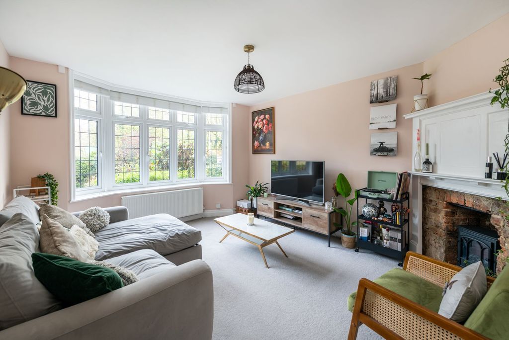 Property photo 2 of 15