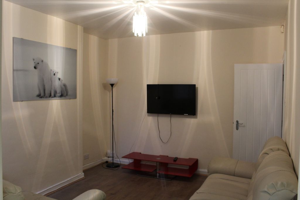 Property photo 3 of 18