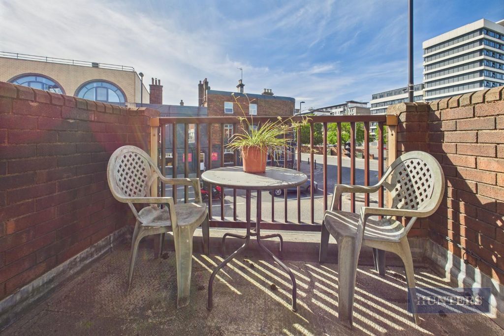 Property photo 2 of 17 Cam05152G0-Pr0155-Still029.Jpg