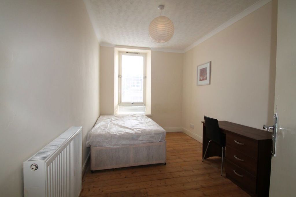 Property photo 3 of 3