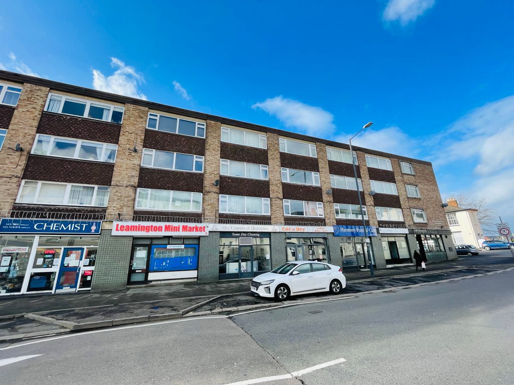 Property photo 1 of 6