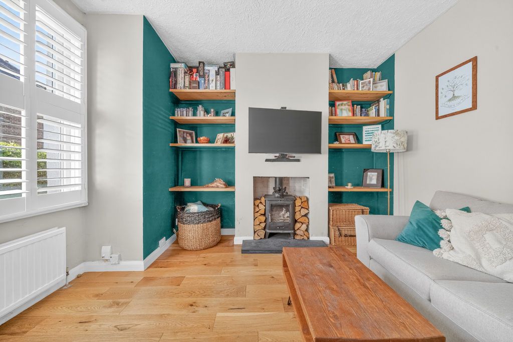 Property photo 3 of 25 Photo 53