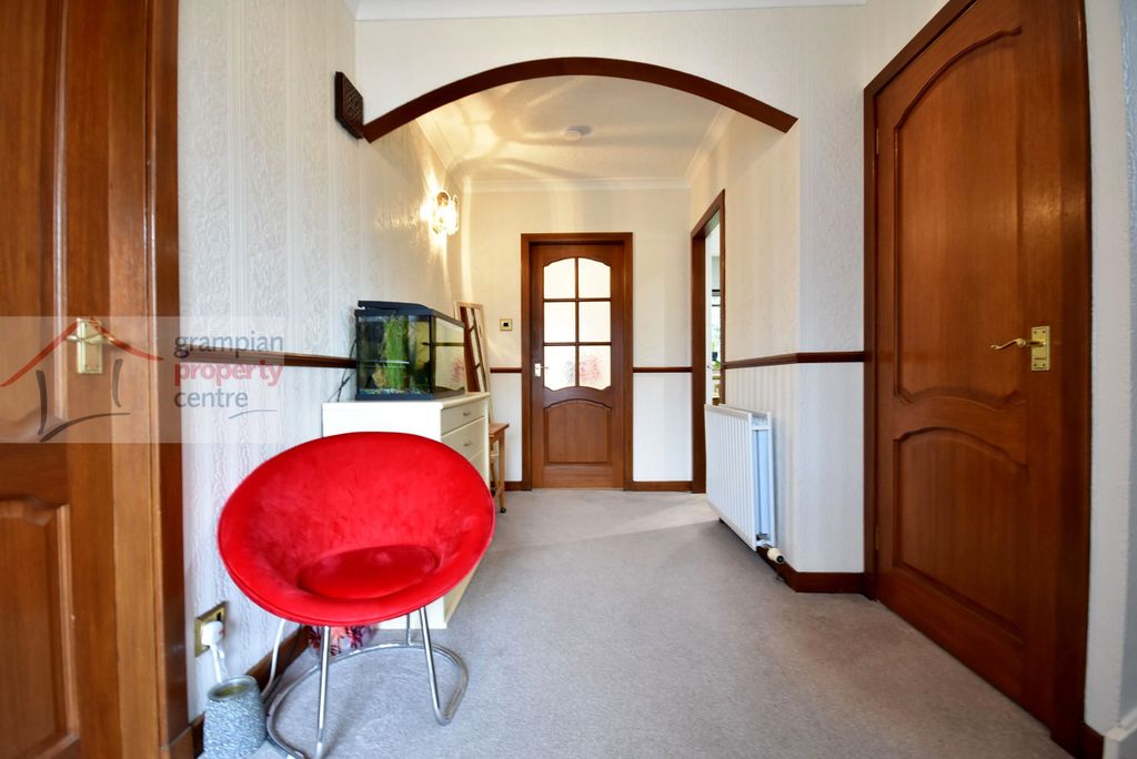 Property photo 2 of 20 Hall.Jpg