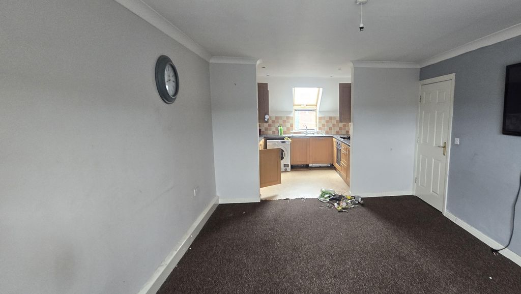 Property photo 3 of 17 1000067566.Jpg