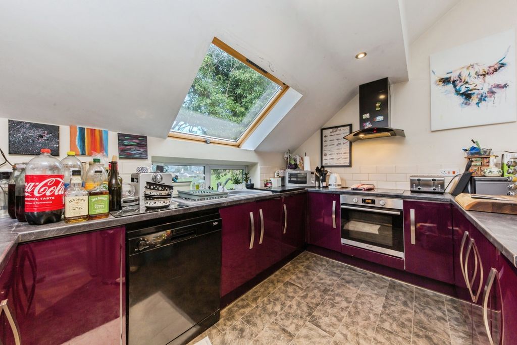 Property photo 2 of 19 Pbox-Img.Jpg