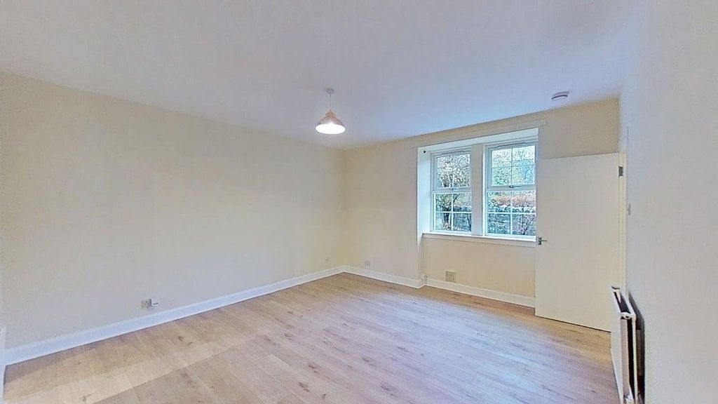 Property photo 3 of 19 Photo 3