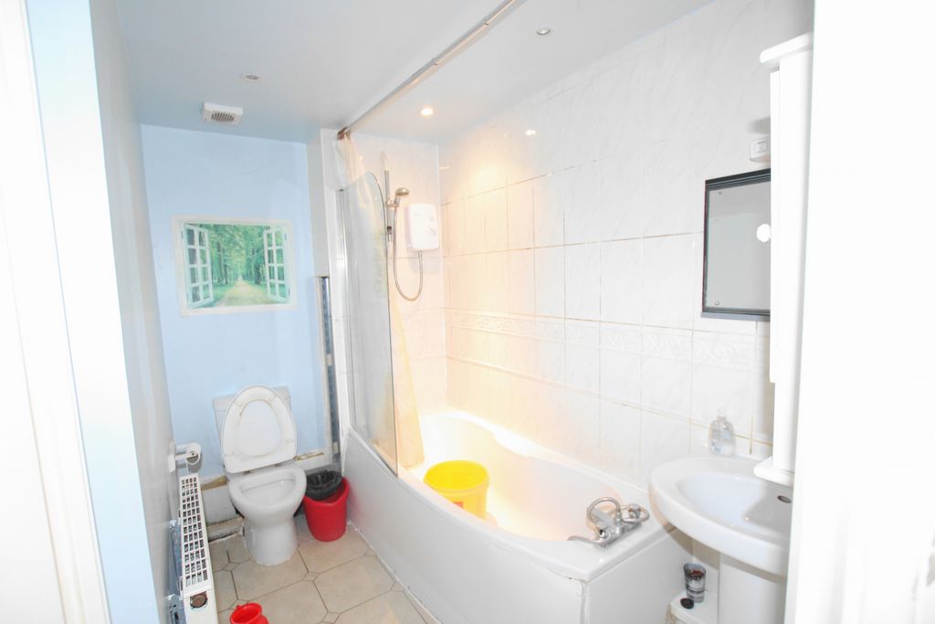 Property photo 2 of 6 Gallery