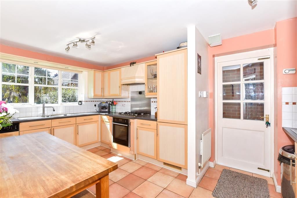 Property photo 2 of 15 Kitchen