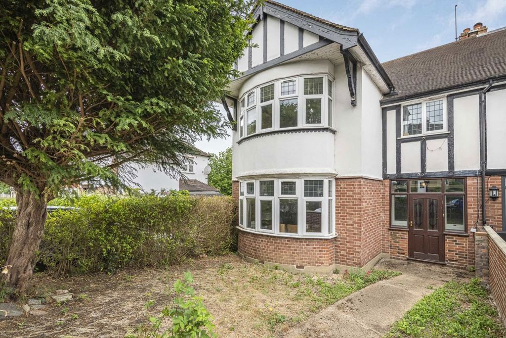 Property photo 1 of 8