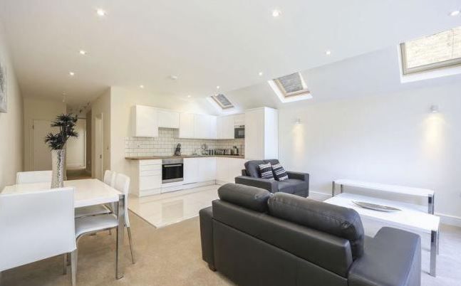 Property photo 2 of 10 2