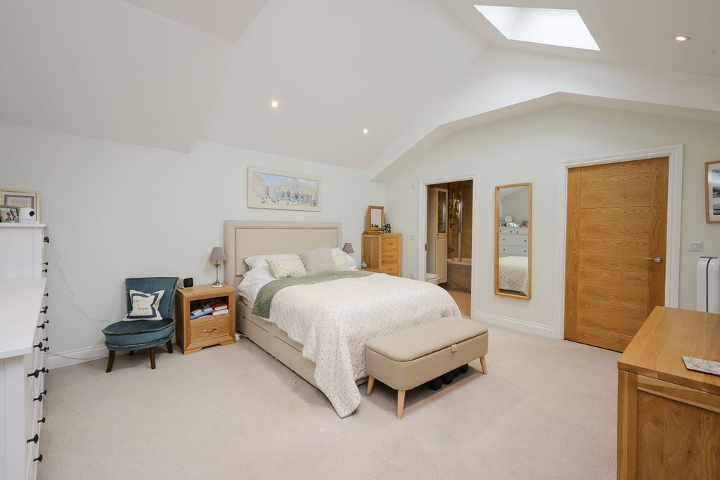 Property photo 1 of 13 Picture No. 10