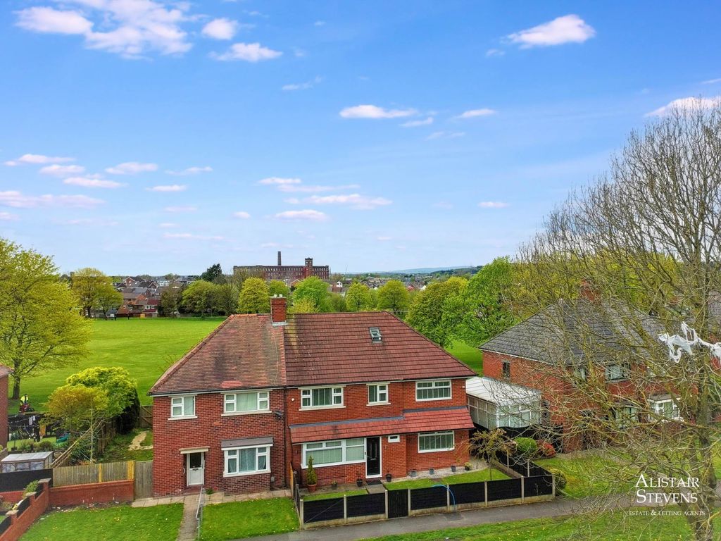 Property photo 1 of 33