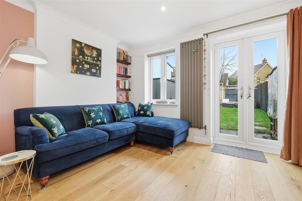 Property photo 2 of 20 010_Img_4947.Jpg