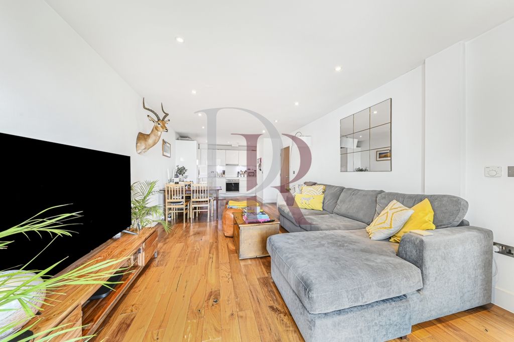 Property photo 3 of 17 Photo 12