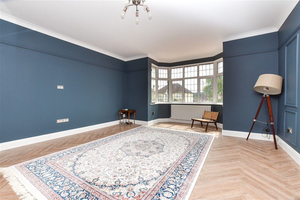 Property photo 2 of 17 Living Room