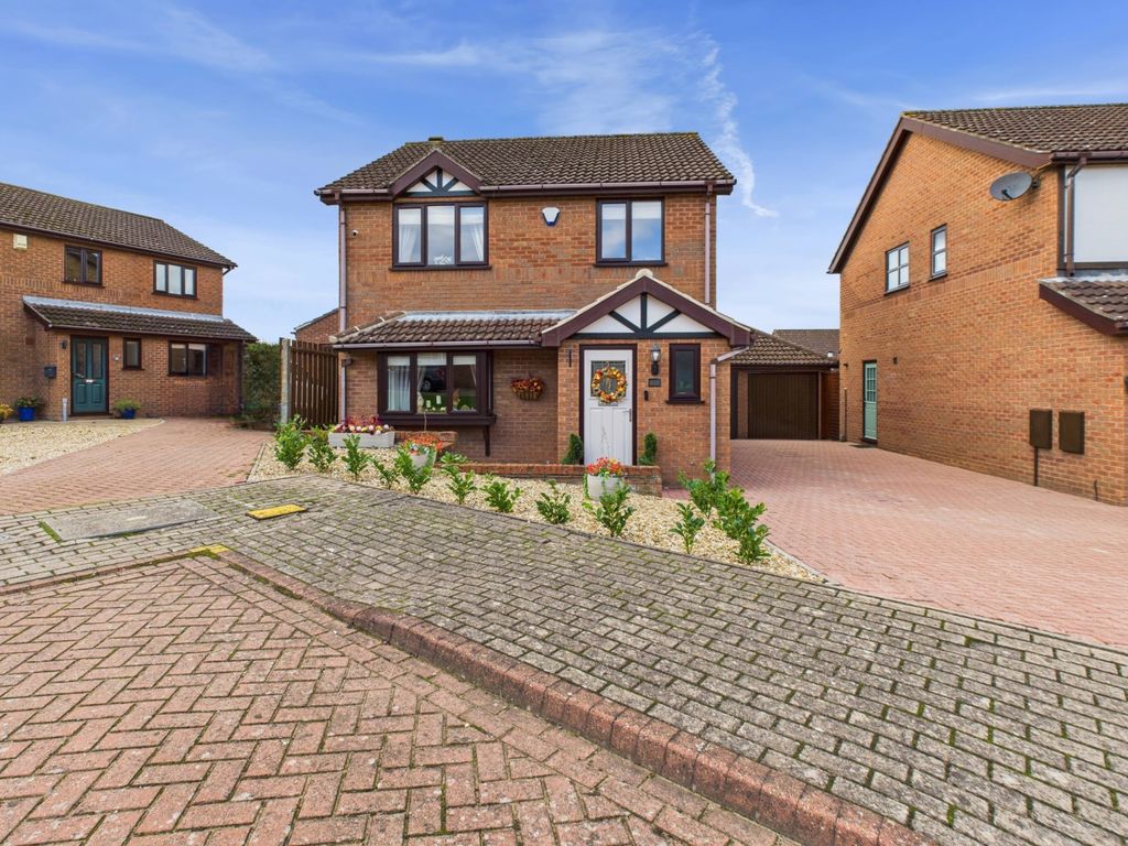 Property photo 2 of 31 Cam04233G0-Pr0037-Still039