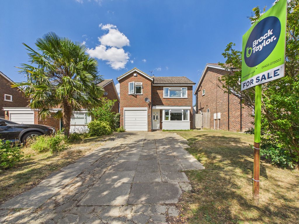 Property photo 1 of 13 Cam04018G0-Pr0594-Still005