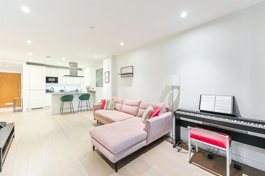 Property photo 1 of 13 Picture No. 04