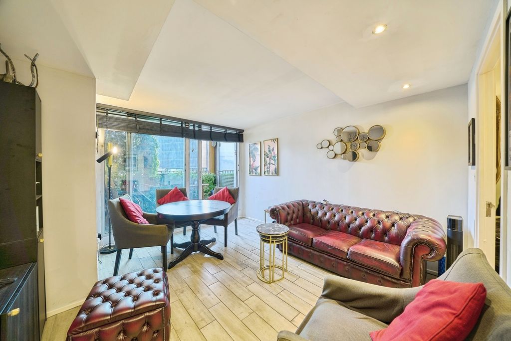 Property photo 3 of 14 Pbox-Img.Jpg