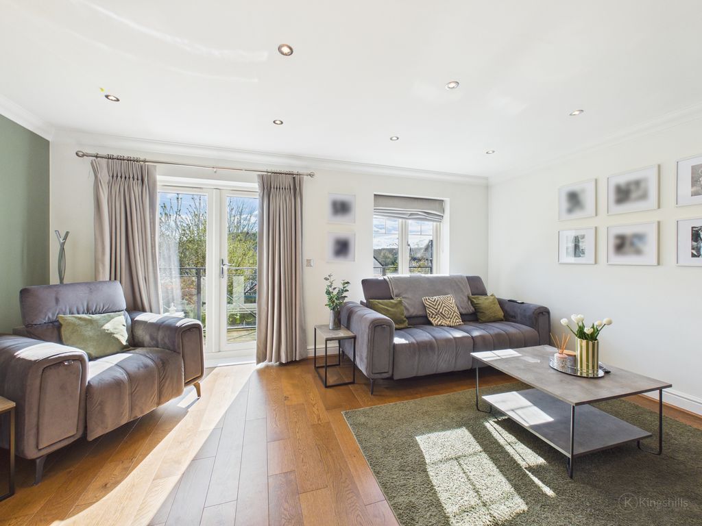 Property photo 2 of 15 Living Room