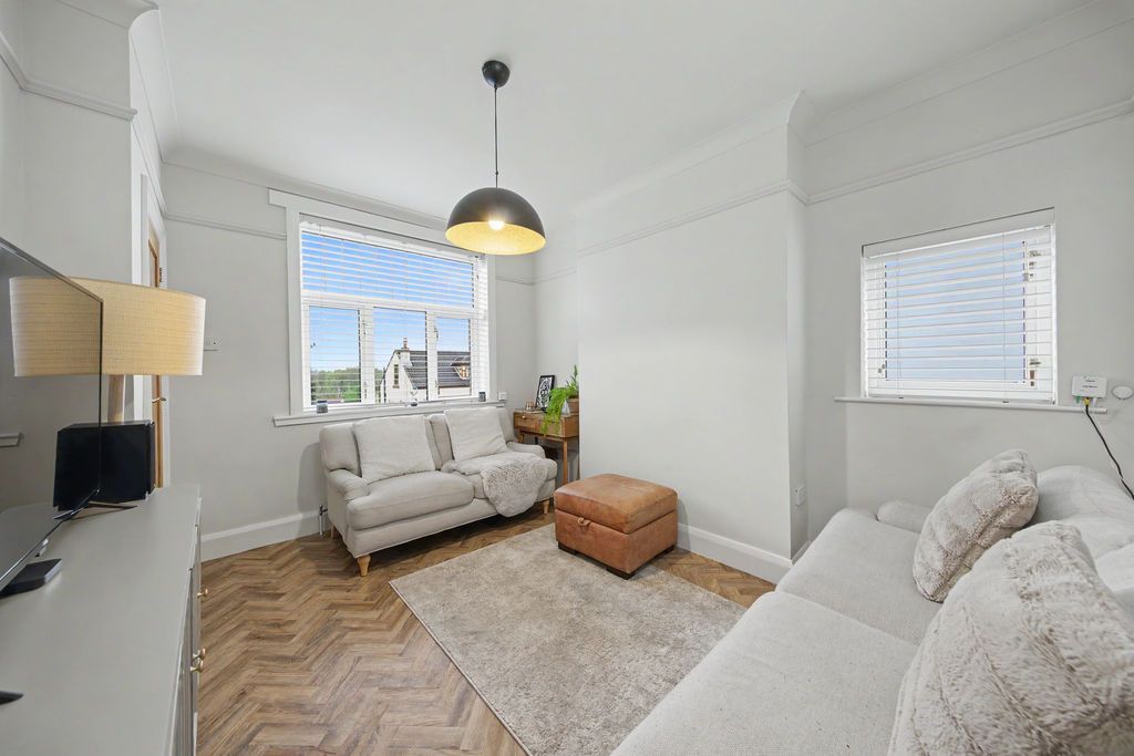 Property photo 3 of 26 Living Room