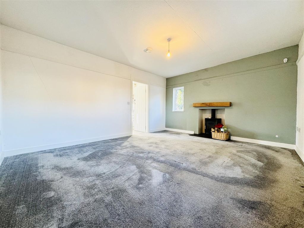 Property photo 2 of 13 Img_3037.Jpg