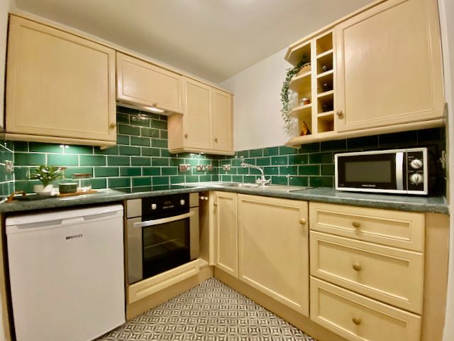 Property photo 2 of 16 Photo 2