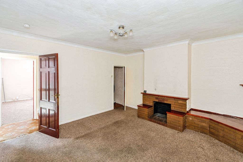 Property photo 3 of 15 Pbox-Img.Jpg