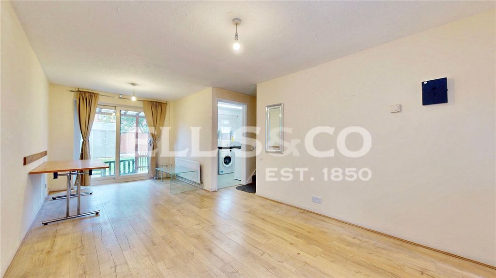 Property photo 3 of 19 Picture No. 13