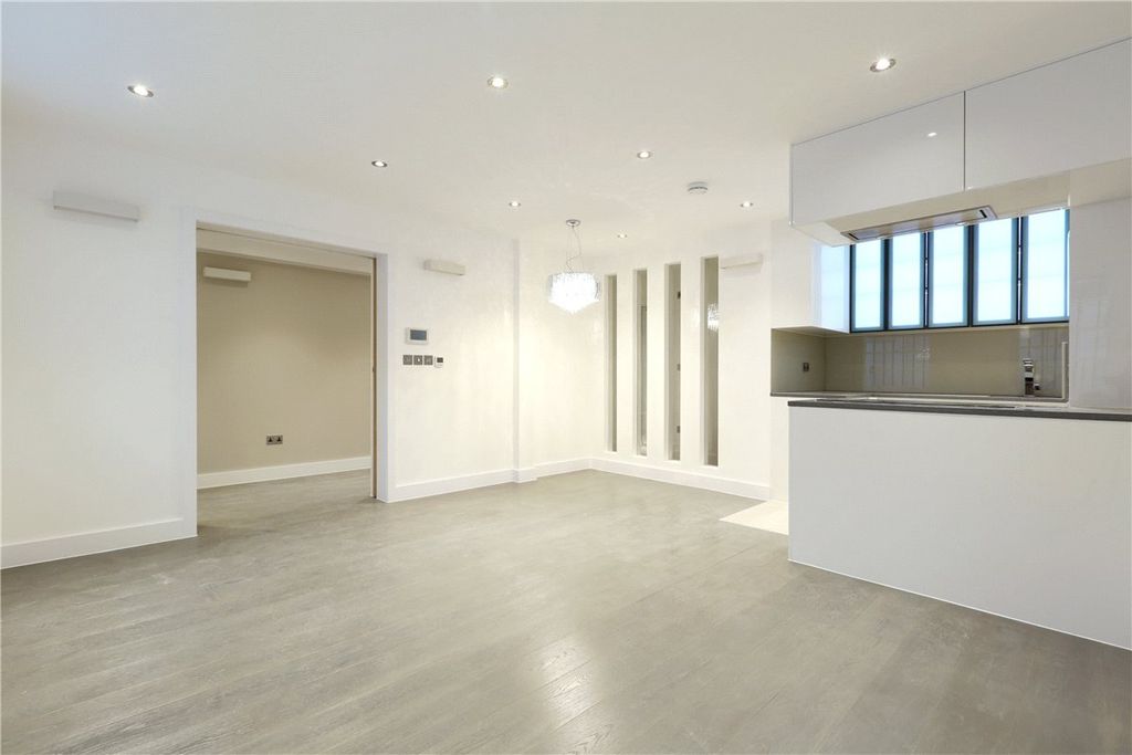Property photo 1 of 7 Picture No. 09