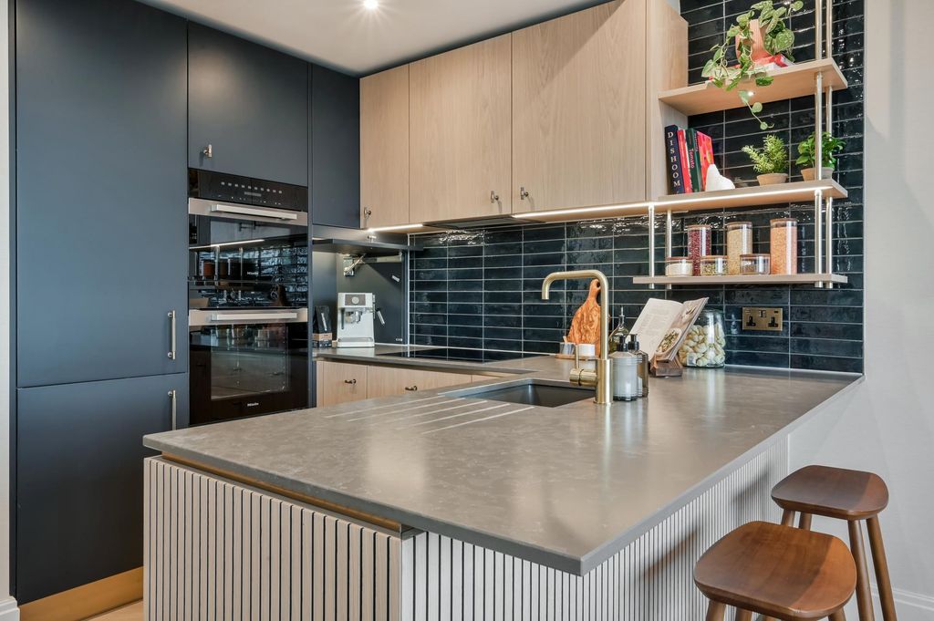 Property photo 2 of 4