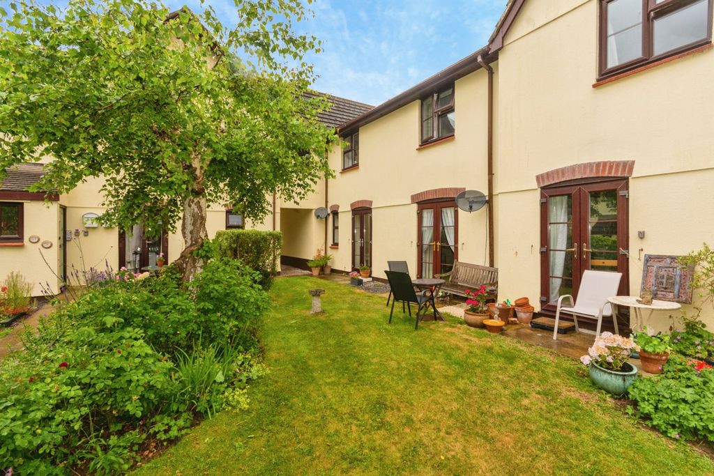 Property photo 1 of 9 General View