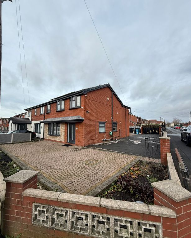 Property photo 1 of 27