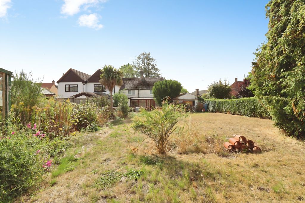 Property photo 3 of 21 Img_2802