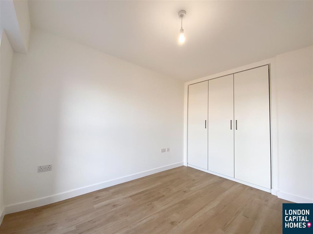 Property photo 3 of 9 Img_2142.Jpg