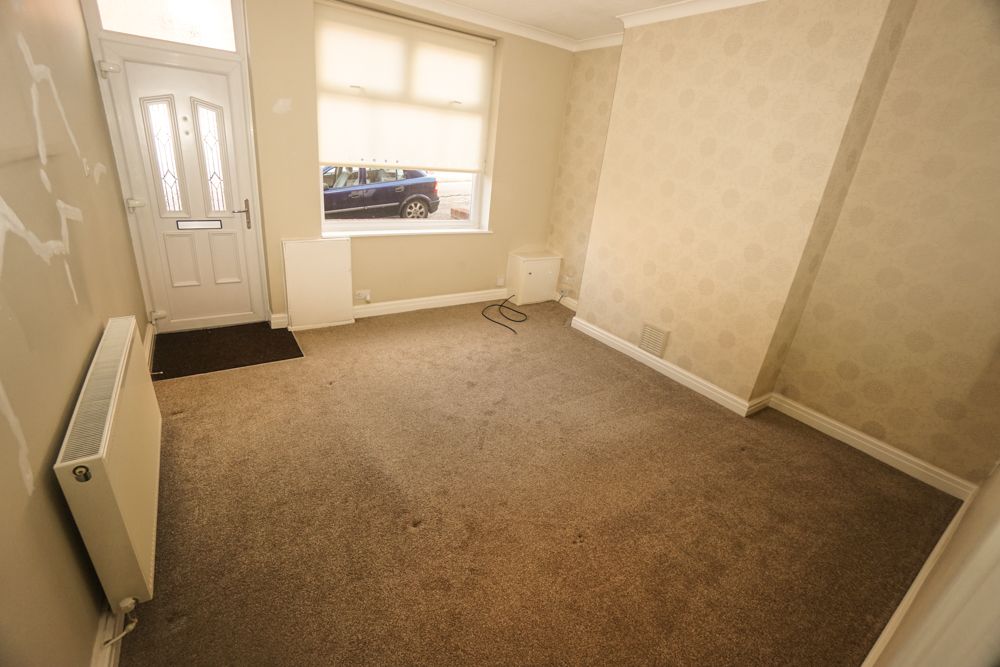 Property photo 3 of 8 Photo 5