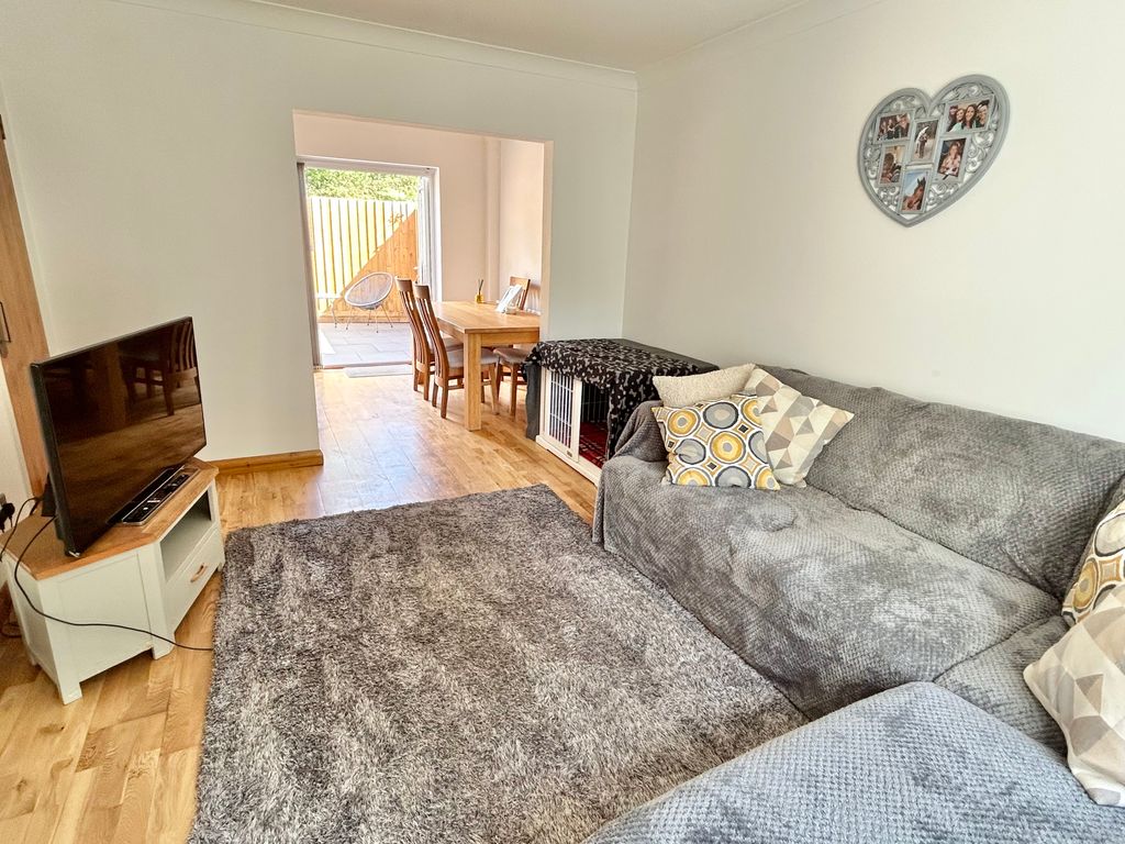 Property photo 3 of 13