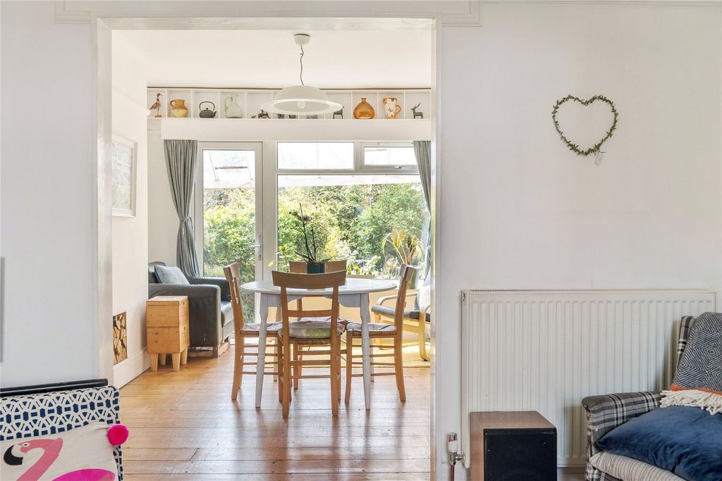 Property photo 3 of 14 Dining Room