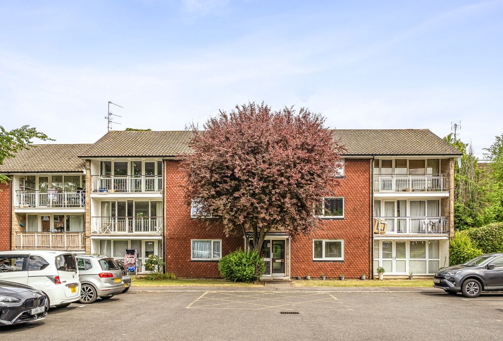 Property photo 2 of 10 1-69Fa2705c3229-1...