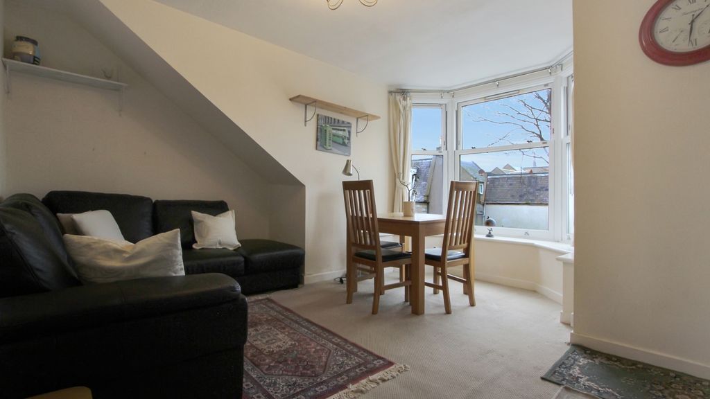 Property photo 2 of 7 Img_6535