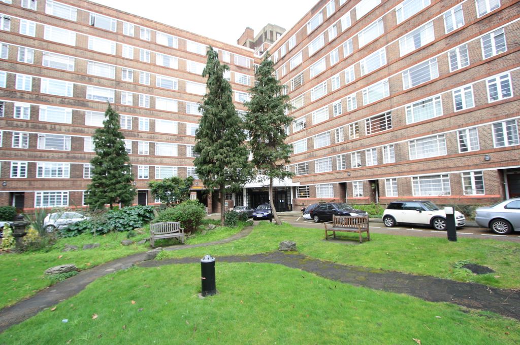 Property photo 3 of 3