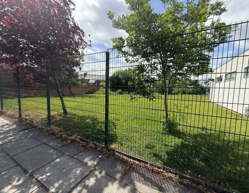 Property photo 3 of 4