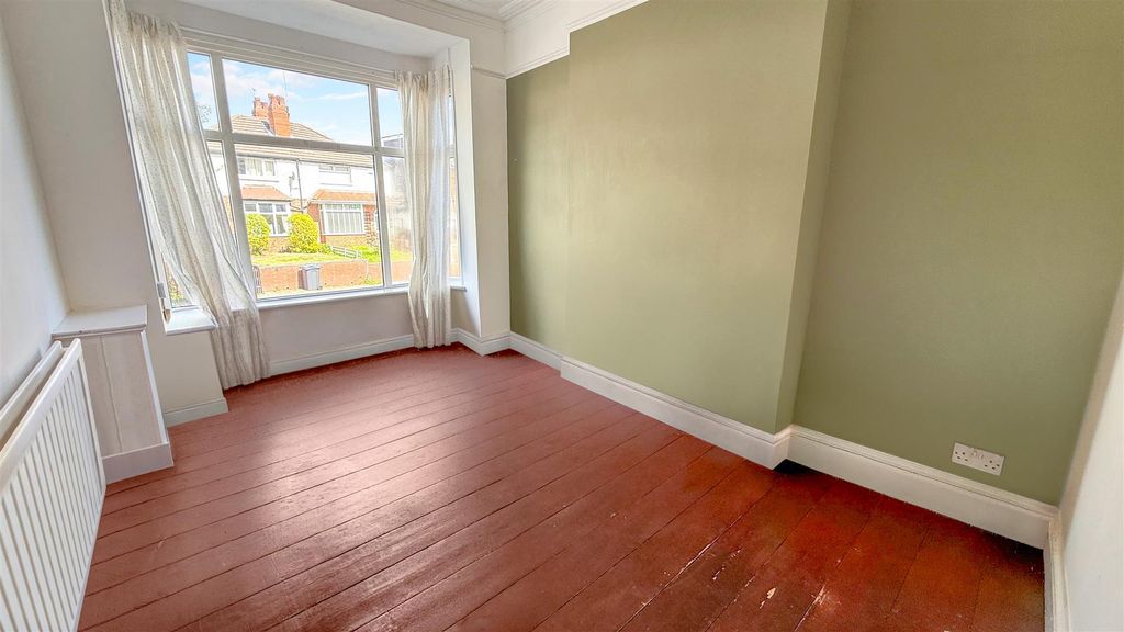 Property photo 3 of 18 Img_1013.Jpg