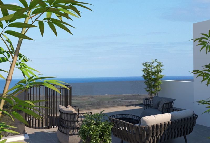 Property photo 2 of 12 Sea Views - Artist